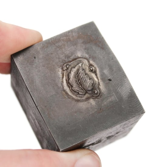 Picture of Impression Die Textured & Veined Leaf