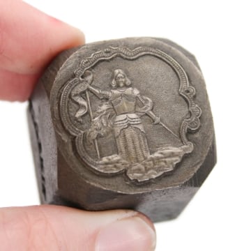 Show details for Impression Die Elizabeth Faces the Armada Picture of Impression Die Elizabeth Faces the Armada