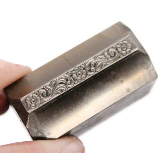 Picture of Impression Die River Flowers Short Band