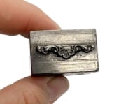 Picture of Impression Die Baroque Ribbon Detail