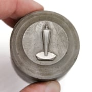Picture of Impression Die Geometric Oscar Pin