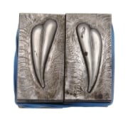 Picture of Impression Die Fanged Leaves Pair