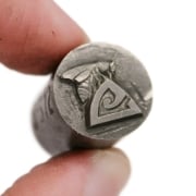 Picture of Impression Die Bee on a Peak