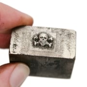 Picture of Impression Die Tiny Skull & Crossbones