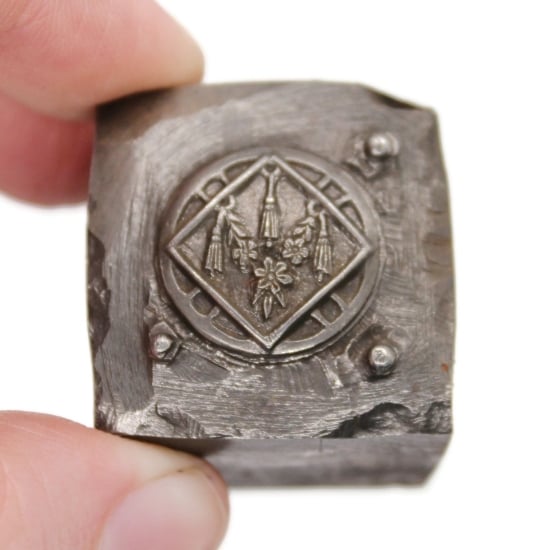 Picture of Impression Die Floral Tassels Button