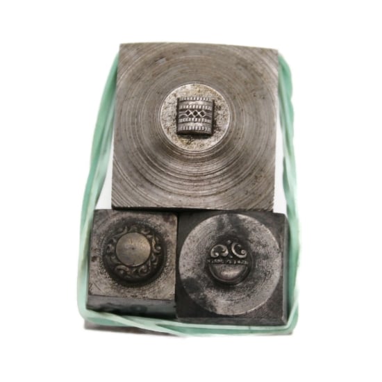 Picture of Impression Die Little Gothic Components Trio