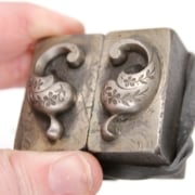 Picture of Impression Die Floral Engraved 1880s Bead/Pair