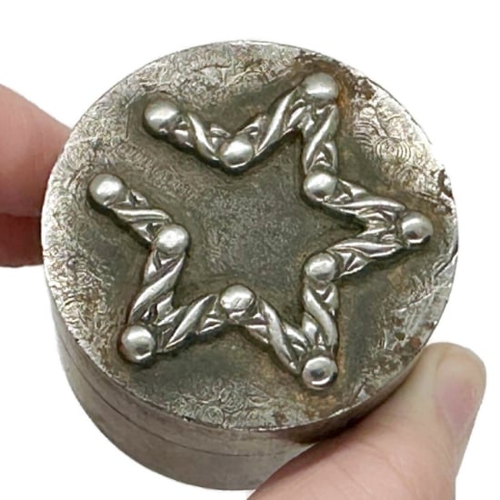 Picture of Impression Die 1980s Textured Star Hoop