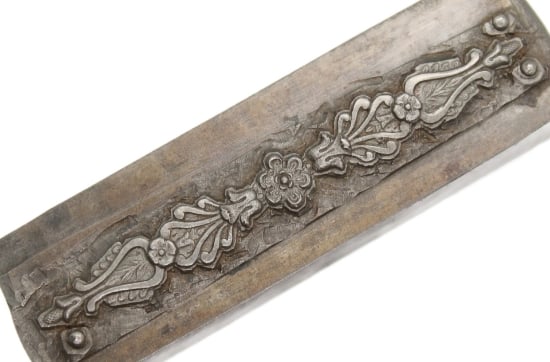 Picture of Impression Die Botanical Baroque Bar Pin