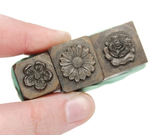 Picture of Impression Die Spring Shot Plate (Cherry Blossom, Daisy, Rose)