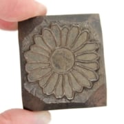 Picture of Impression Die Large Enamel Daisy
