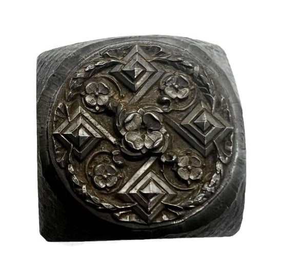 Picture of Impression Die Pyramids and Peonies