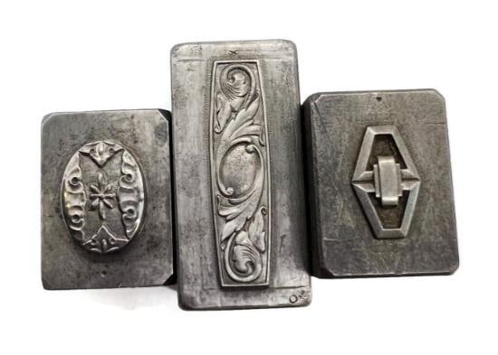 Picture of Impression Die Form and Flourish Shot Plate