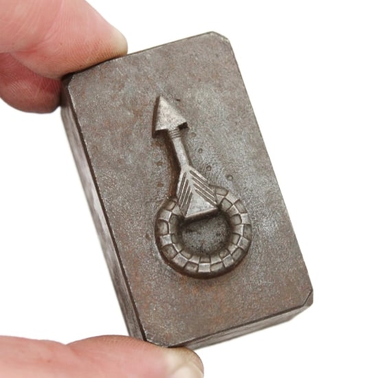 Picture of Impression Die Arrow Through Mosaic Ring