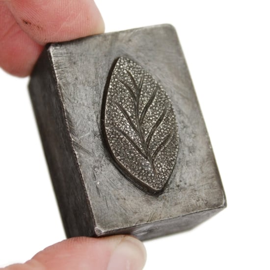 Picture of Impression Die Frank Morrow Stippled Leaf
