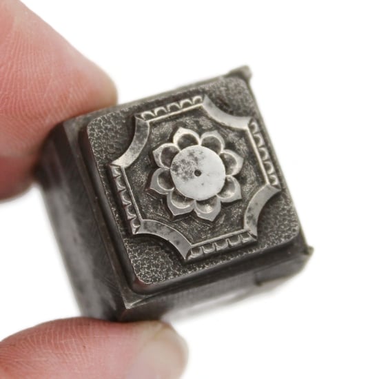 Picture of Impression Die Lotus Button