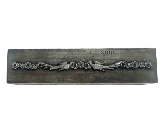 Picture of Impression Die Peacocks Embrace Victorian Bracelet