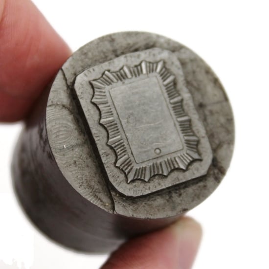 Picture of Impression Die Glowing Rectangular Bezel