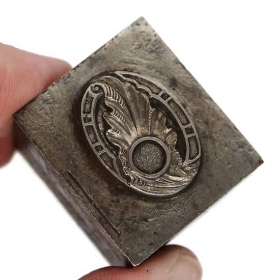 Picture of Impression Die Goldleaf Spyglass