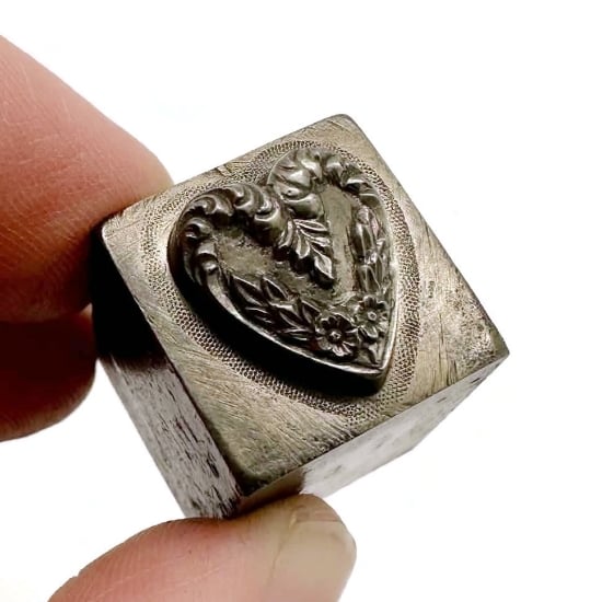 Picture of Impression Die Speidel Acanthus & Flower Heart
