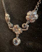 Picture of Floral pendant