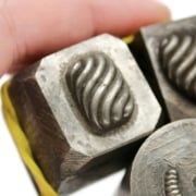 Picture of Impression Die Wavy Stripes Shot Plate
