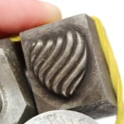 Picture of Impression Die Wavy Stripes Shot Plate