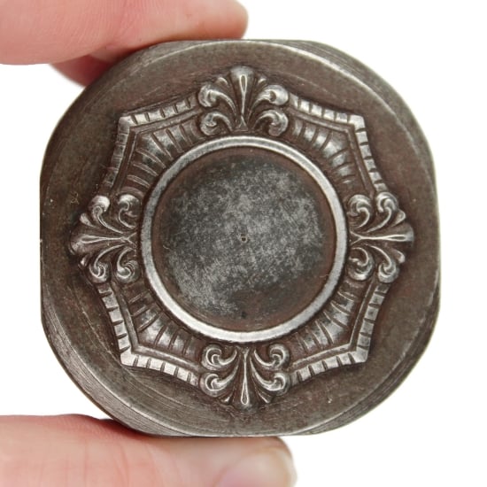 Picture of Impression Die Ancient Well Bezel